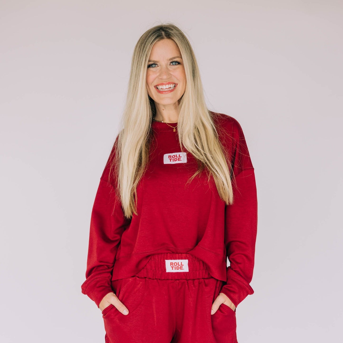 The Ava Airy Crewneck Roll Tide Woven Label | Crimson
