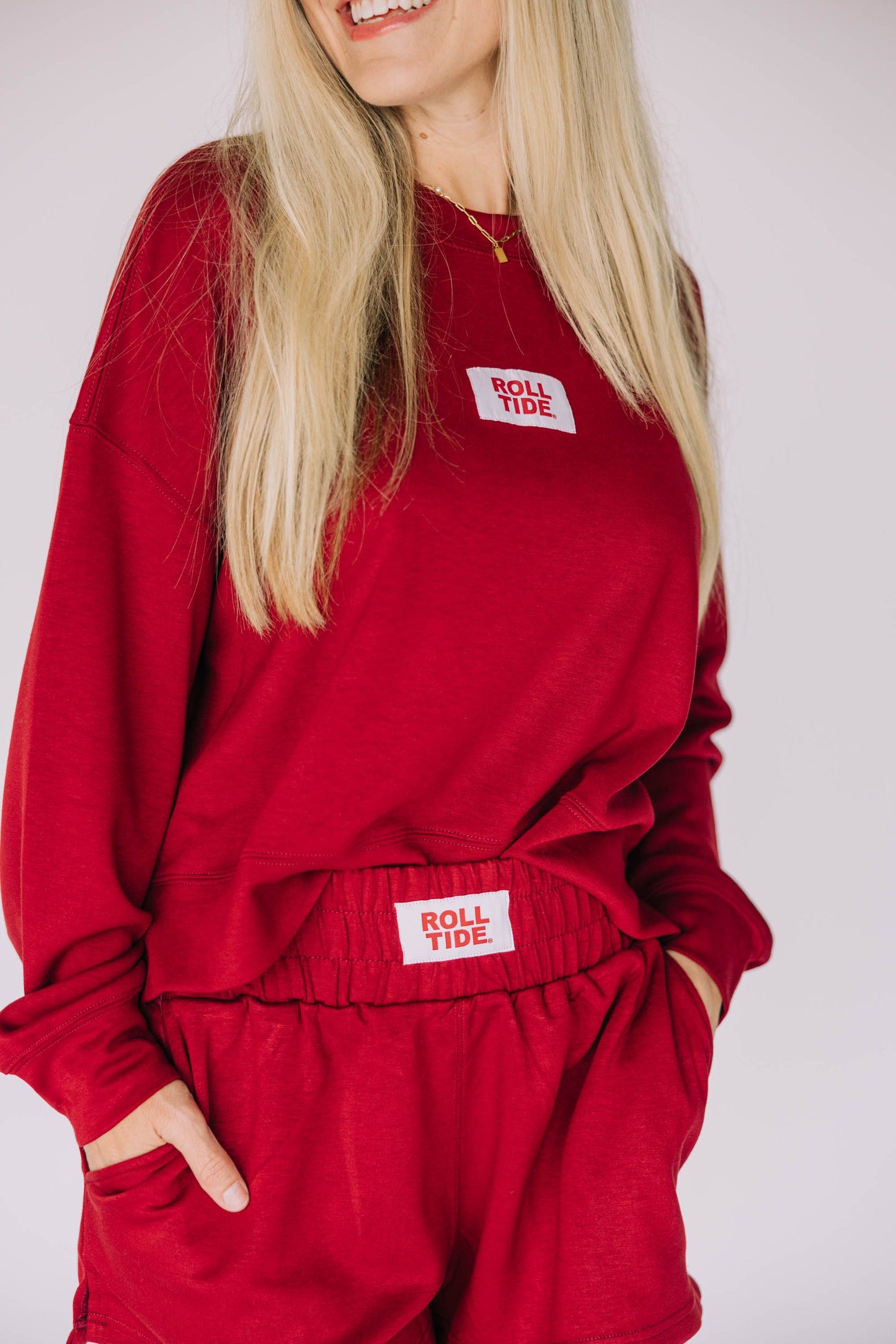 The Ava Airy Crewneck Roll Tide Woven Label | Crimson